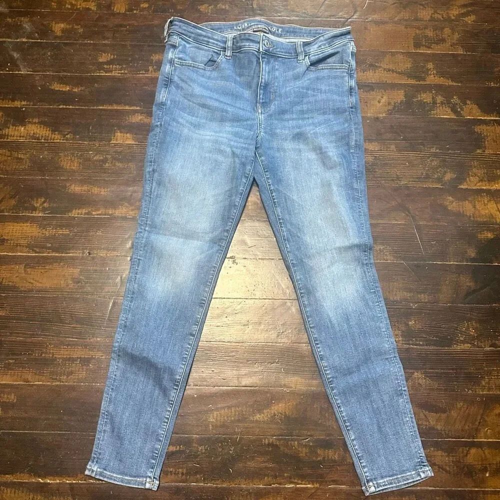 American Eagle distressed 14 minimalist normcore jeggings